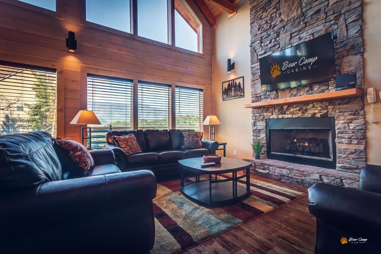 Majestic View Lodge, Amazing Views, Hot Tub, 1089 Free Tickets Each Paid Day, Dollywood And More Gatlinburg Bagian luar foto