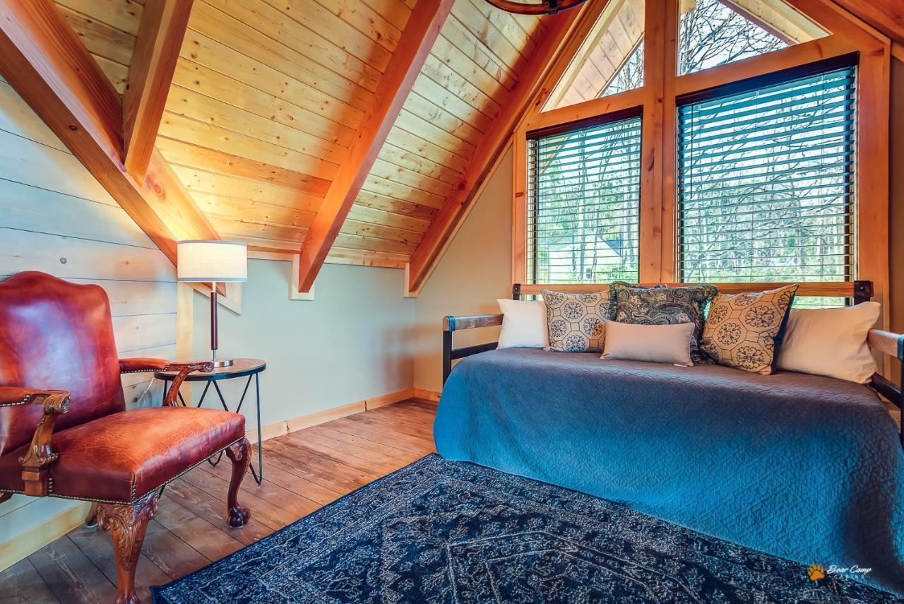 Majestic View Lodge, Amazing Views, Hot Tub, 1089 Free Tickets Each Paid Day, Dollywood And More Gatlinburg Bagian luar foto