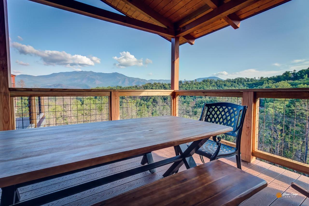 Majestic View Lodge, Amazing Views, Hot Tub, 1089 Free Tickets Each Paid Day, Dollywood And More Gatlinburg Bagian luar foto