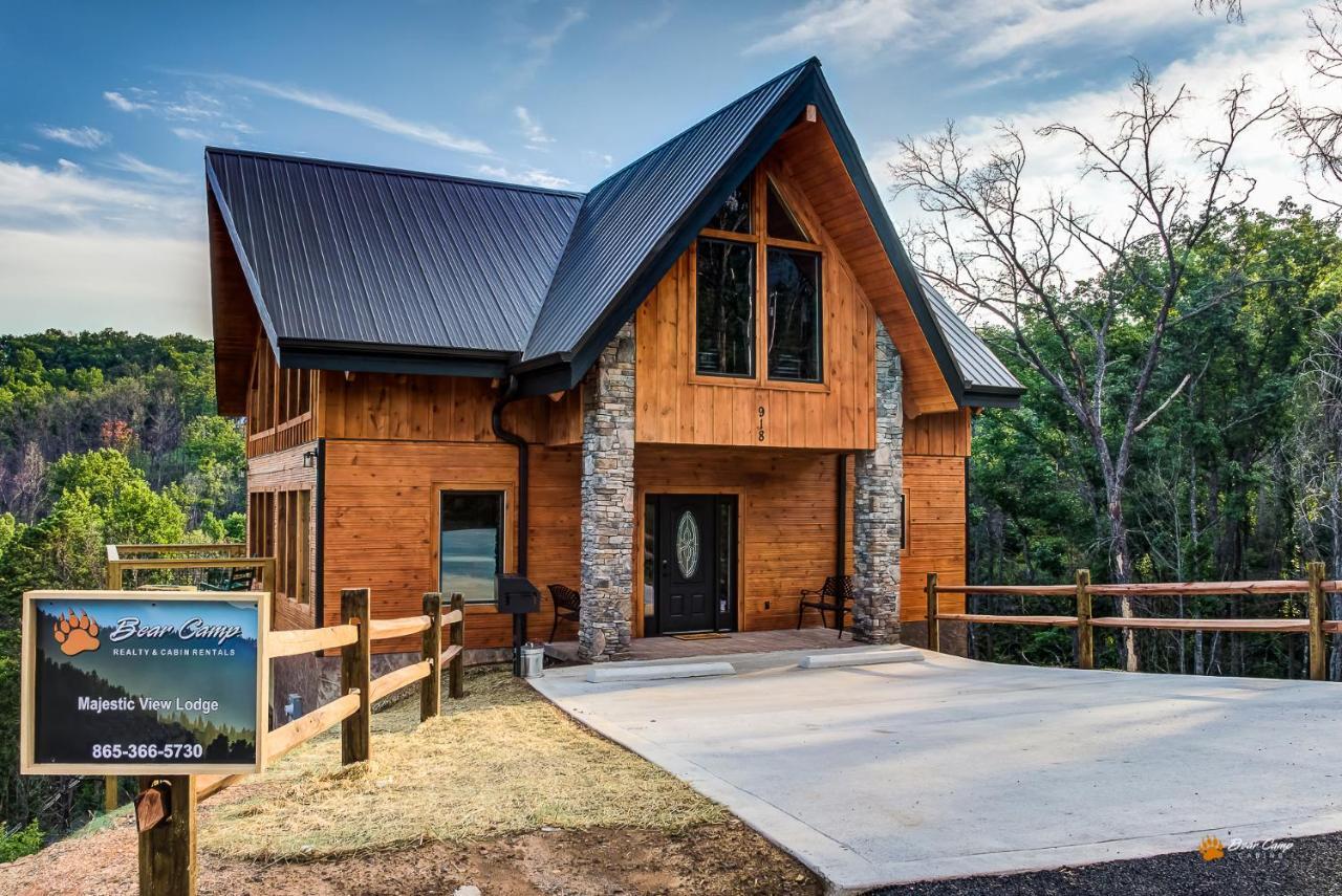Majestic View Lodge, Amazing Views, Hot Tub, 1089 Free Tickets Each Paid Day, Dollywood And More Gatlinburg Bagian luar foto