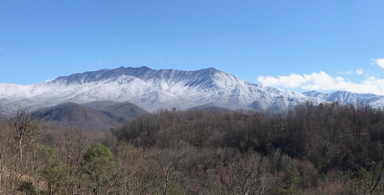 Majestic View Lodge, Amazing Views, Hot Tub, 1089 Free Tickets Each Paid Day, Dollywood And More Gatlinburg Bagian luar foto
